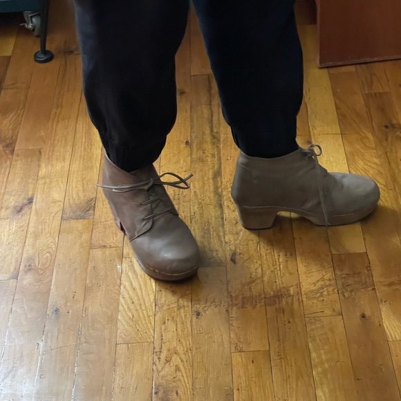 Leather clogs bought in Buenas Aires - Picture 8 of 8